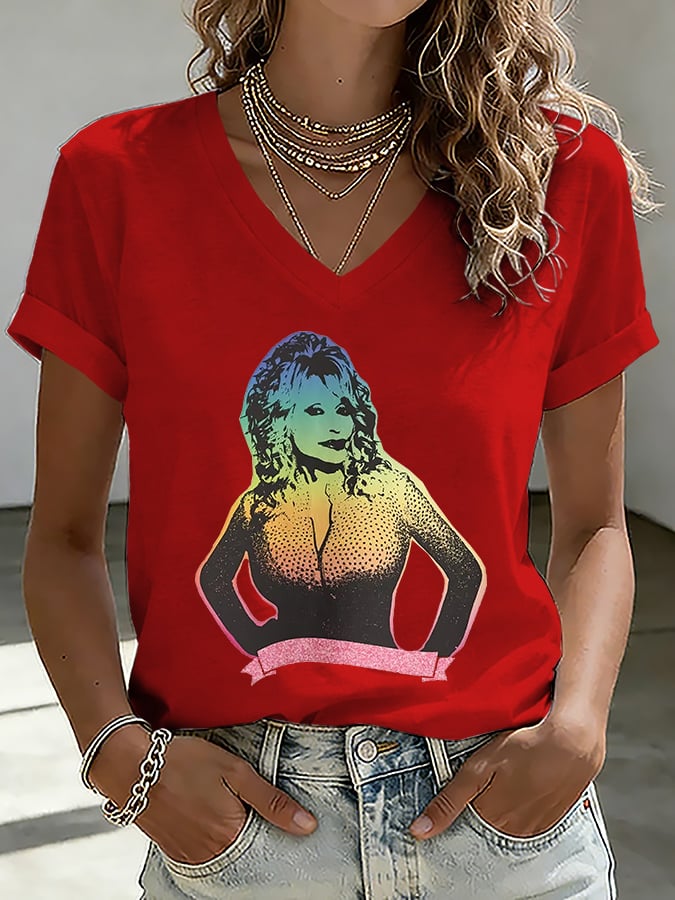 V-Neck Retro Dolly Queen Of Country Print T-Shirt