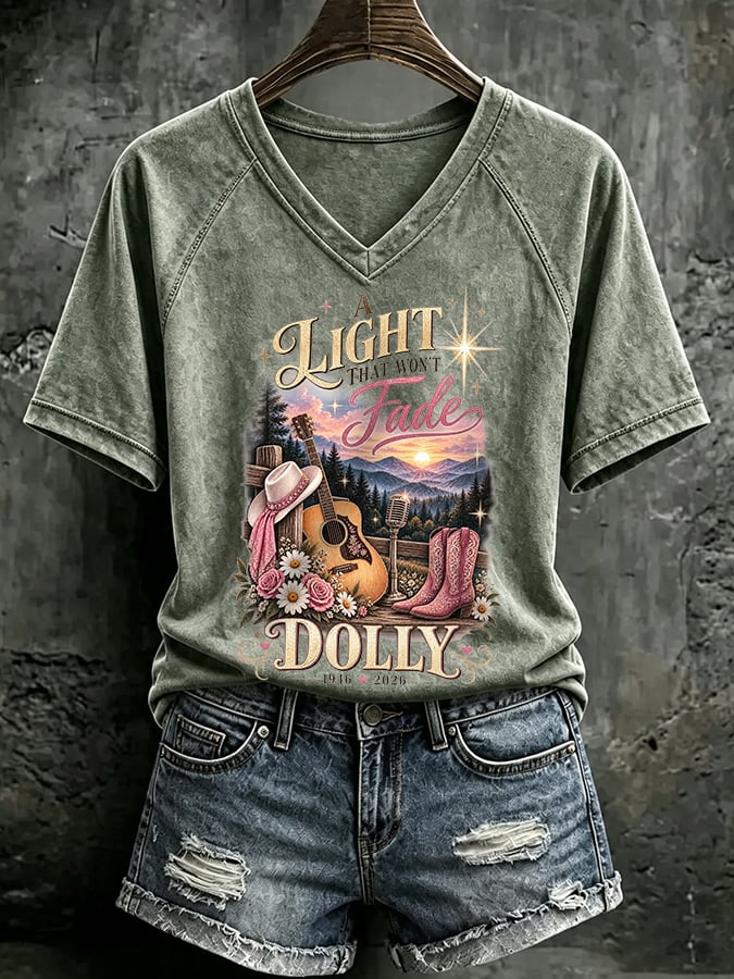 V Neck Retro Great Smoky Mountains A Light That Won't Fade Print T-Shirt