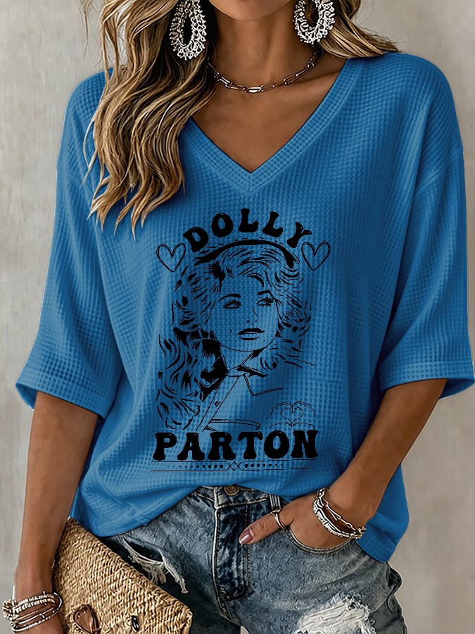 V-Neck Retro Dolly Print T-Shirt