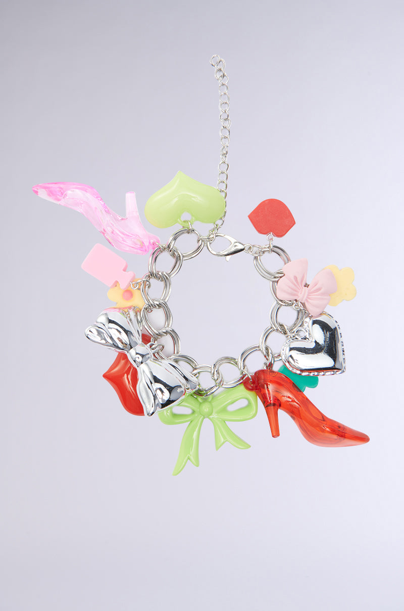 CHARM LIFE BRACELET