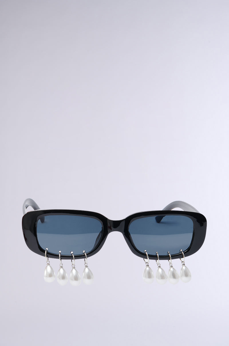 PEARL PLZ SUNGLASSES