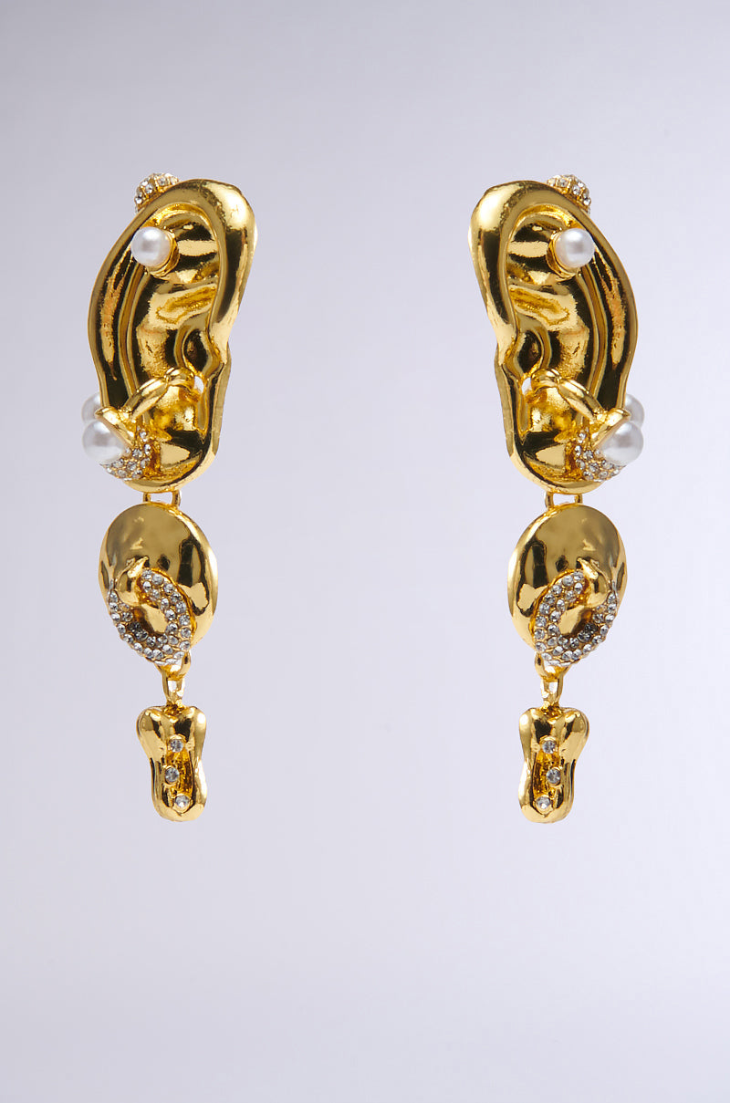 HEAR ME OUT EARRING