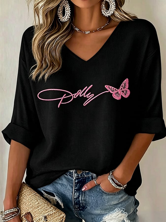 Women's Wildflowers Don'T Care Where They Grow — Dolly Parton  Print T-Shirt