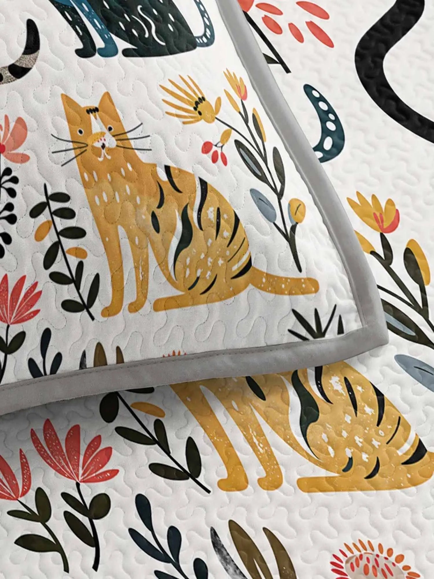 Colorful Cat Floral Patchwork Quilted 3‐Piece Bedding Set