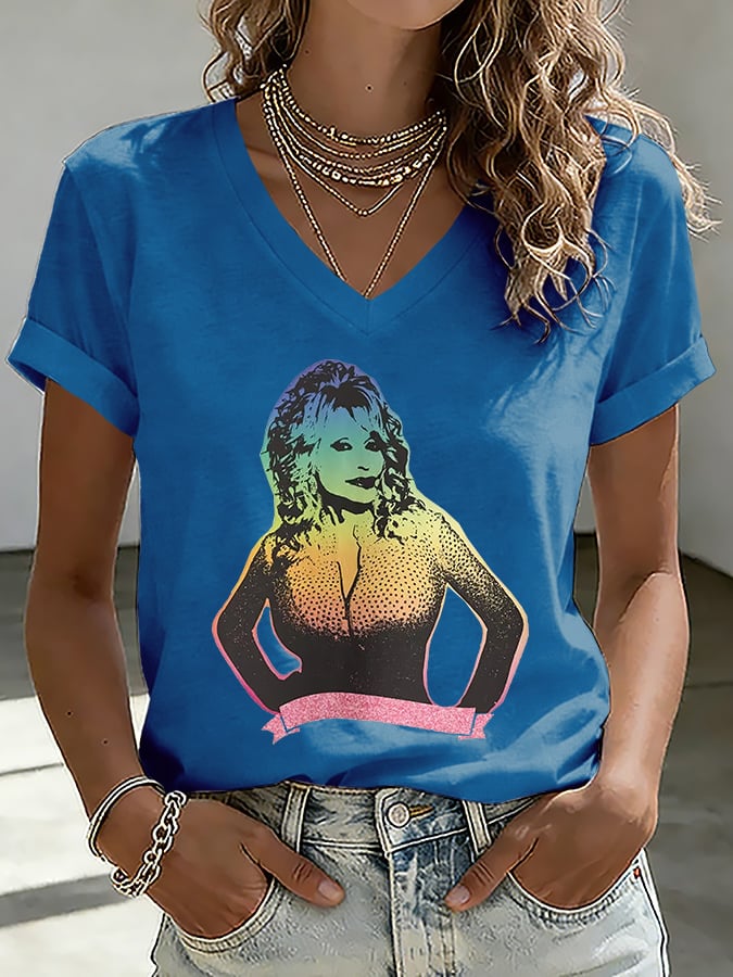 V-Neck Retro Dolly Queen Of Country Print T-Shirt