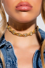 LINK ICY CHOKER