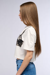 LOVE ME LIKE THAT GRAPHIC TEE