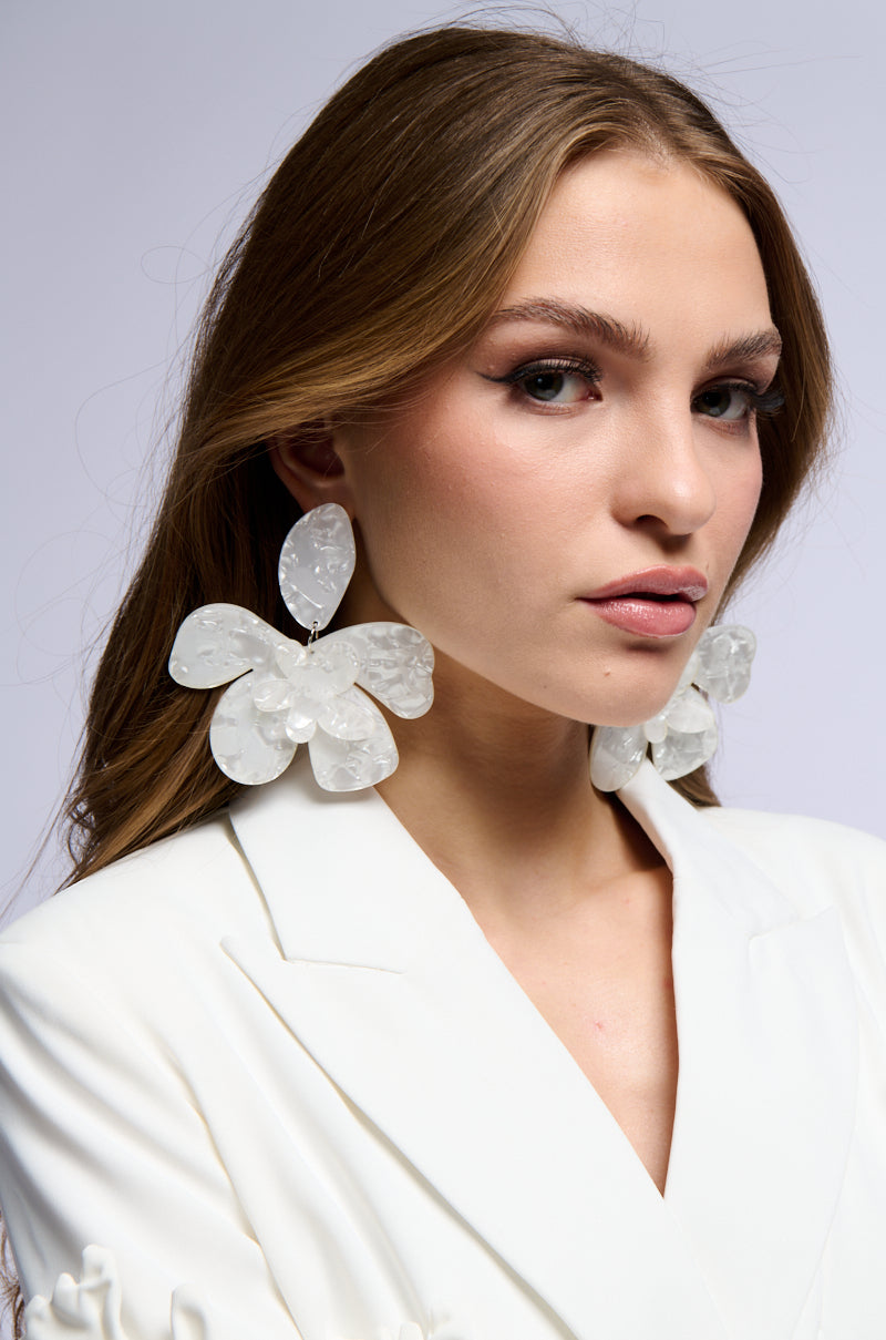 MIMI FLOWER EARRING