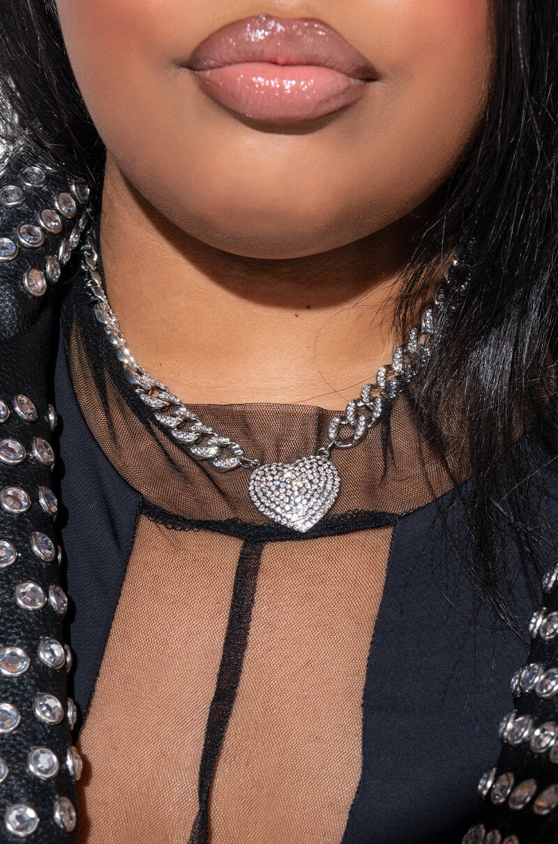 SHOW ME LOVE PAVE HEART CHOKER